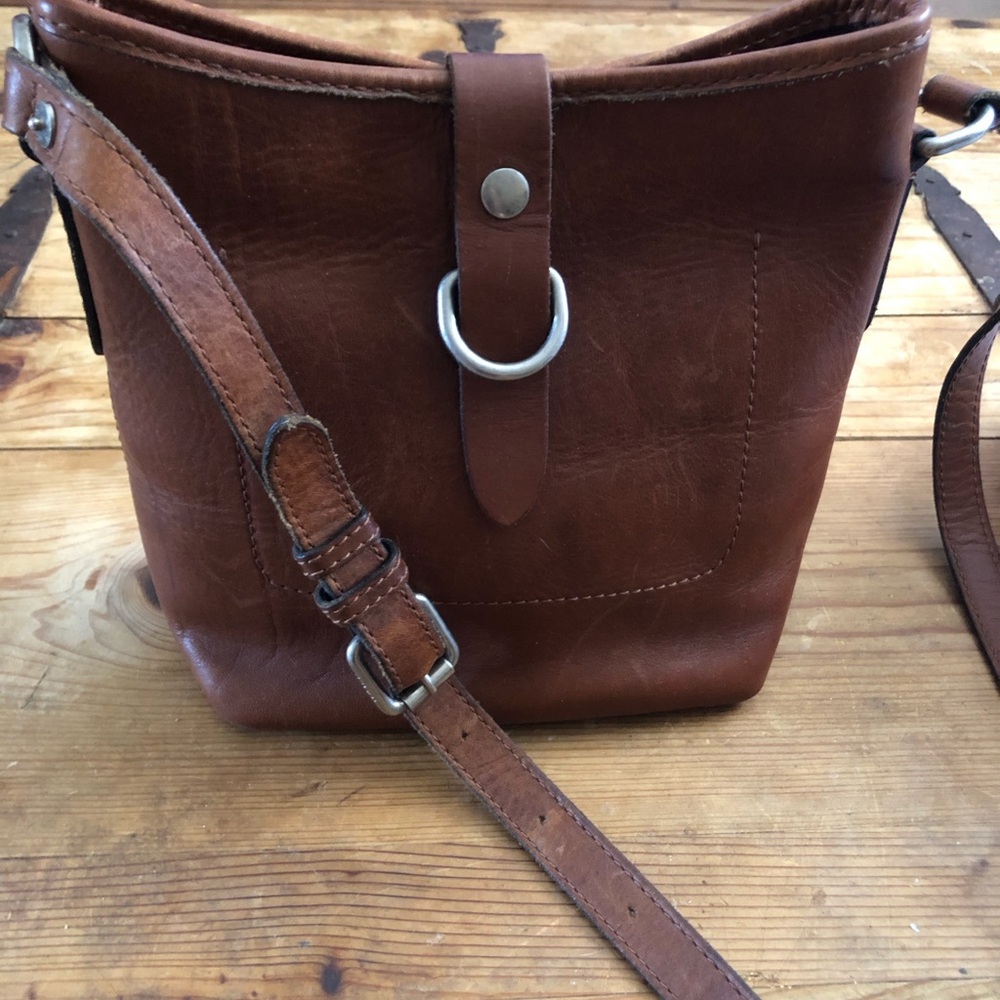 Vintage Frye Cowhide Bucket Bag Shoulder Crossbody